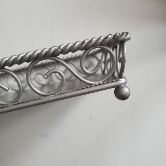 Grey silver metal oblong rectangular tray - Picture 2 of 4